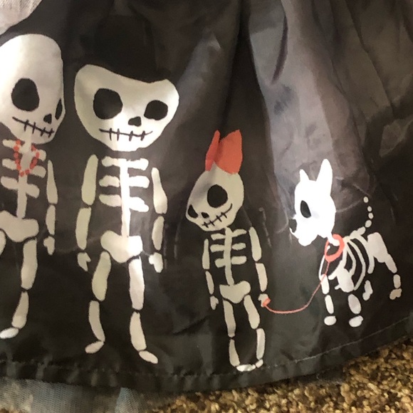 H&M Halloween Flared Tulle Skirt Skull Skeleton Size 2 - Picture 4 of 7